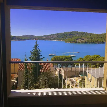 Apartment Apartman Tisno