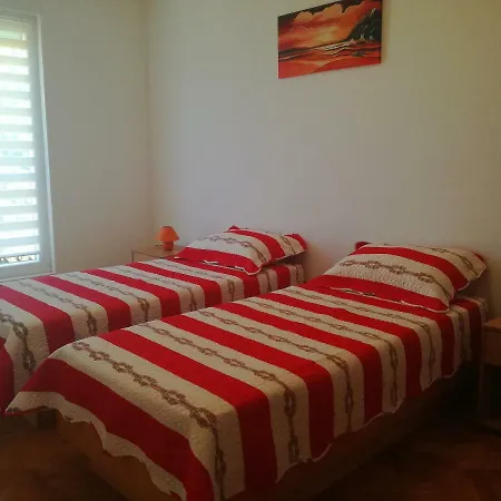 公寓 Apartman Tisno 迪斯诺